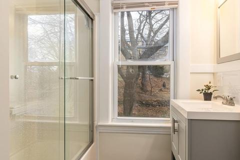 10 Beaconsfield Rd, Worcester, MA 01602 photo 16