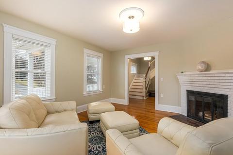 10 Beaconsfield Rd, Worcester, MA 01602 photo 2