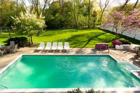 19 Jennifer Cir, Needham, MA 02494 photo 2