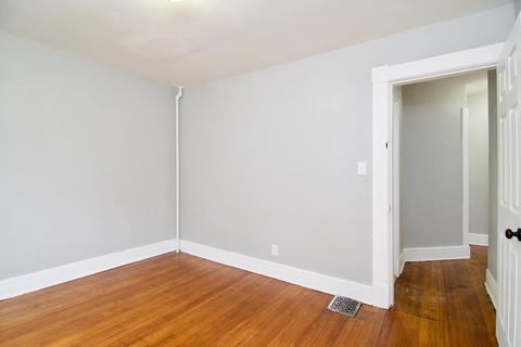 24 Welcome Pl, Springfield, MA 01109 photo 28
