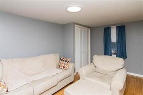 9 E Bacon St, Plainville, MA 02762 photo 8
