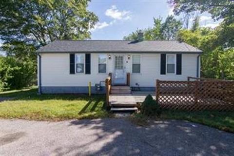 9 E Bacon St, Plainville, MA 02762 photo 2