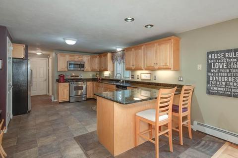 93 Park St, Mendon, MA 01756 photo 11