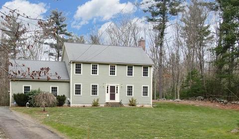 93 Park St, Mendon, MA 01756 photo 1