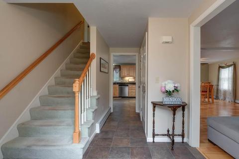 93 Park St, Mendon, MA 01756 photo 3