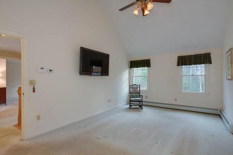 93 Park St, Mendon, MA 01756 photo 20