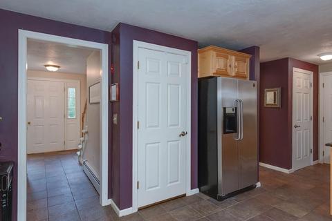 93 Park St, Mendon, MA 01756 photo 15