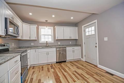 4 Prospect Sq #1, Gloucester, MA 01930 photo 7