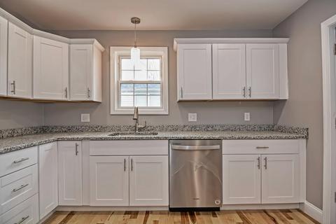 4 Prospect Sq #1, Gloucester, MA 01930 photo 8