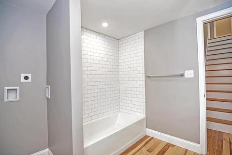 4 Prospect Sq #1, Gloucester, MA 01930 photo 21