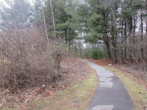 6 Deerfield Dr E #B, Webster, MA 01570 photo 7
