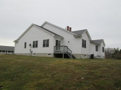 6 Deerfield Dr E #B, Webster, MA 01570 photo 4
