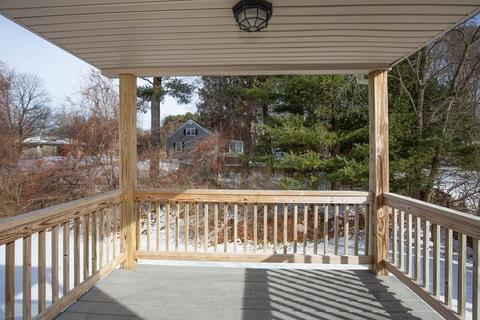 5 Surrey Ln, Webster, MA 01570 photo 4