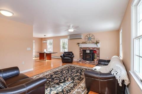 5 Surrey Ln, Webster, MA 01570 photo 16