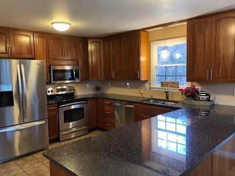 5 Surrey Ln, Webster, MA 01570 photo 9