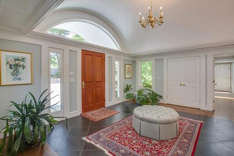 18 Farm St, Dover, MA 02030 photo 3