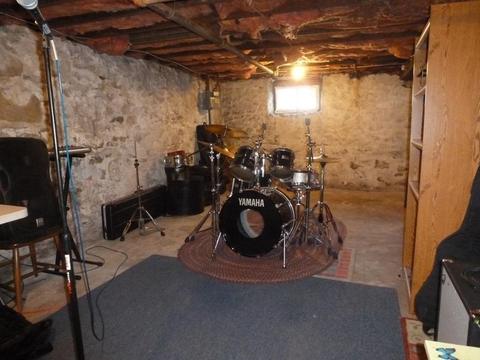 13 Hadwen Ln, Worcester, MA 01602 photo 21