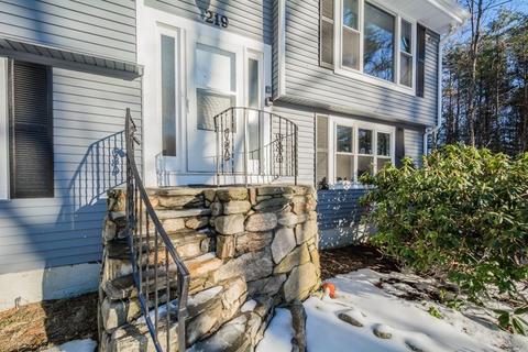 219 Taylor Rd, Stow, MA 01775 photo 2