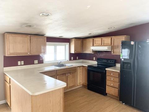17 Paris Ave, Worcester, MA 01603 photo 8