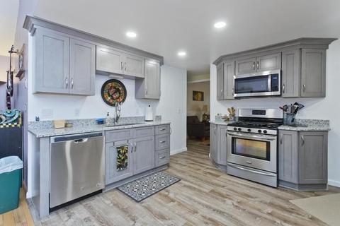 41 Arthur St, Springfield, MA 01104 photo 2