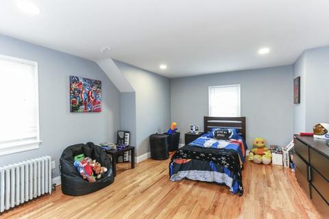 239 Ames St, Fall River, MA 02721 photo 23