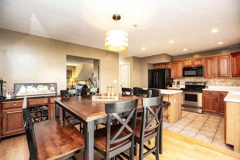 35 Collins St #54, Danvers, MA 01923 photo 7