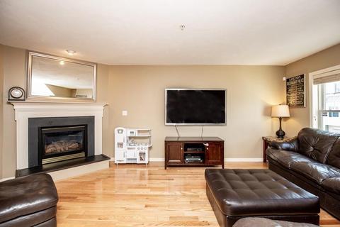 35 Collins St #54, Danvers, MA 01923 photo 4