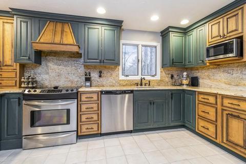 52 Cedar St, Walpole, MA 02081 photo 4