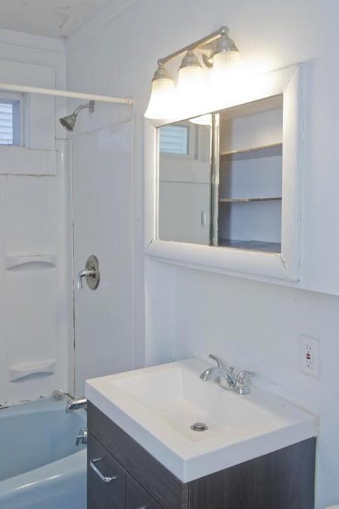 297 Dickinson St, Springfield, MA 01108 photo 22