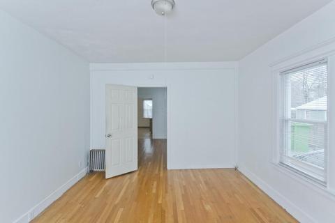 297 Dickinson St, Springfield, MA 01108 photo 30