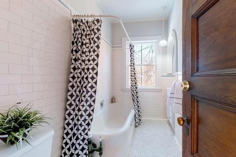 54 Pemberton St, Cambridge, MA 02140 photo 17
