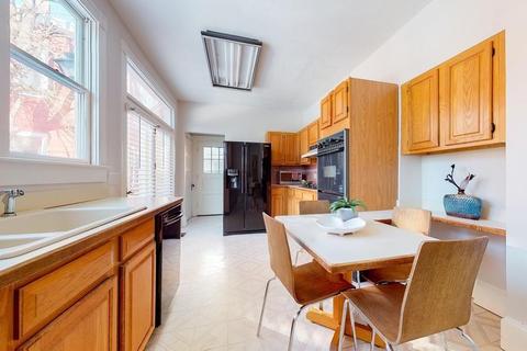 54 Pemberton St, Cambridge, MA 02140 photo 8