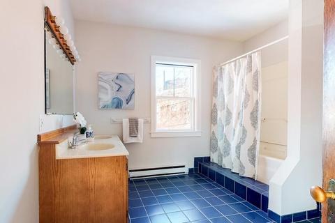 54 Pemberton St, Cambridge, MA 02140 photo 13