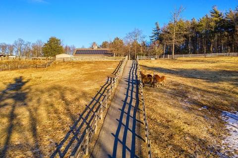 600 Cobb Rd, Athol, MA 01331 photo 1