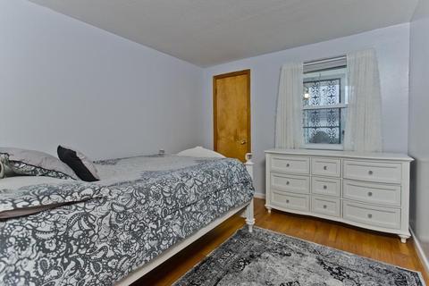 96 Arnold St, Chicopee, MA 01013 photo 20