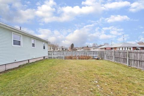 96 Arnold St, Chicopee, MA 01013 photo 27