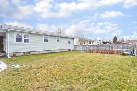 96 Arnold St, Chicopee, MA 01013 photo 28