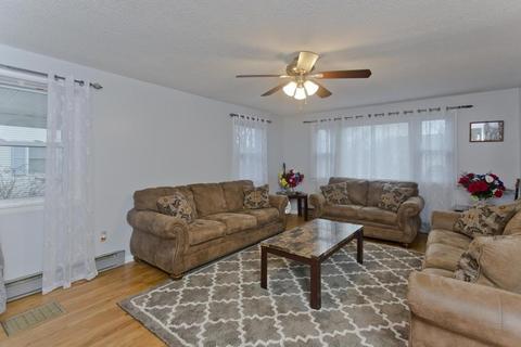 96 Arnold St, Chicopee, MA 01013 photo 6