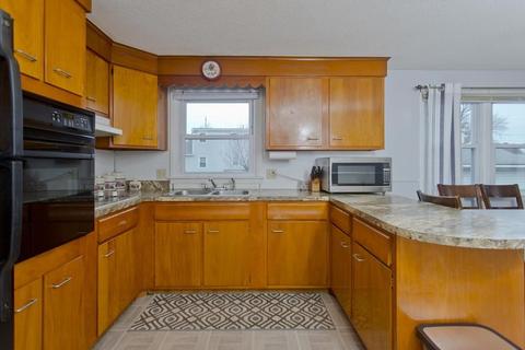 96 Arnold St, Chicopee, MA 01013 photo 7