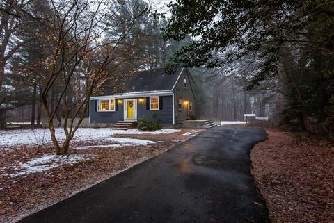 239 White St, Raynham, MA 02767 photo 1