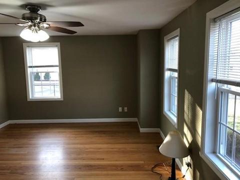 17 Frank St, Springfield, MA 01119 photo 8