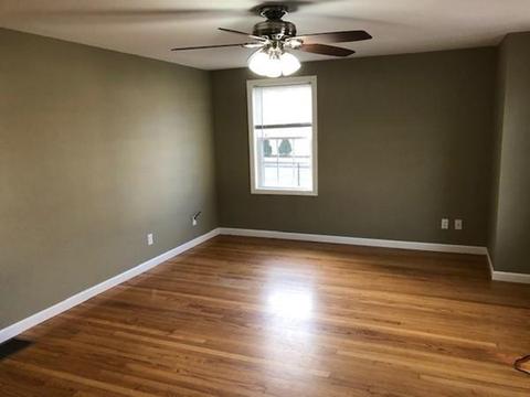 17 Frank St, Springfield, MA 01119 photo 7