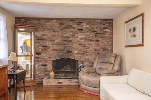 4 Barbara Rd, Walpole, MA 02081 photo 4