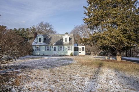4 Barbara Rd, Walpole, MA 02081 photo 1