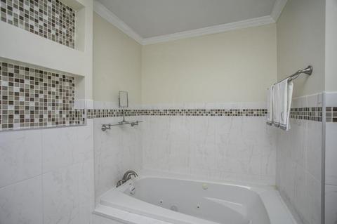 4 Barbara Rd, Walpole, MA 02081 photo 15