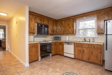 4 Barbara Rd, Walpole, MA 02081 photo 10