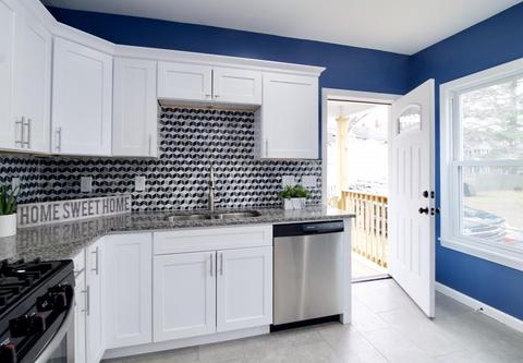 112 College St, Springfield, MA 01109 photo 4