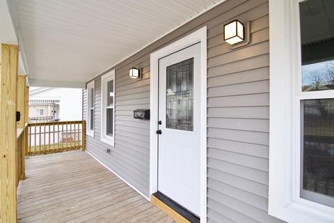 112 College St, Springfield, MA 01109 photo 3