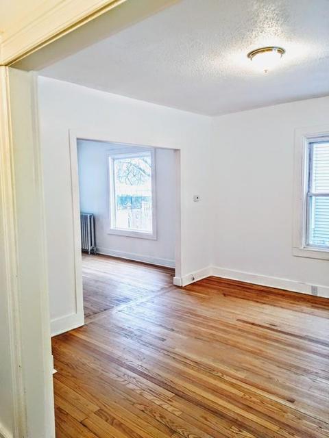 97 Marion St, Springfield, MA 01109 photo 6