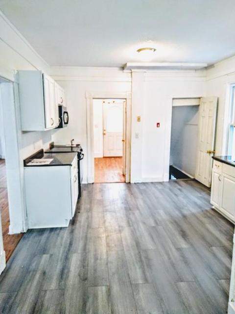 97 Marion St, Springfield, MA 01109 photo 3